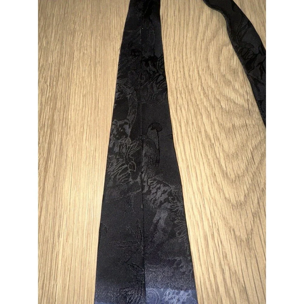 Wembley Endangered Species Peregrine Falcon Printed Silk Necktie Vintage USA